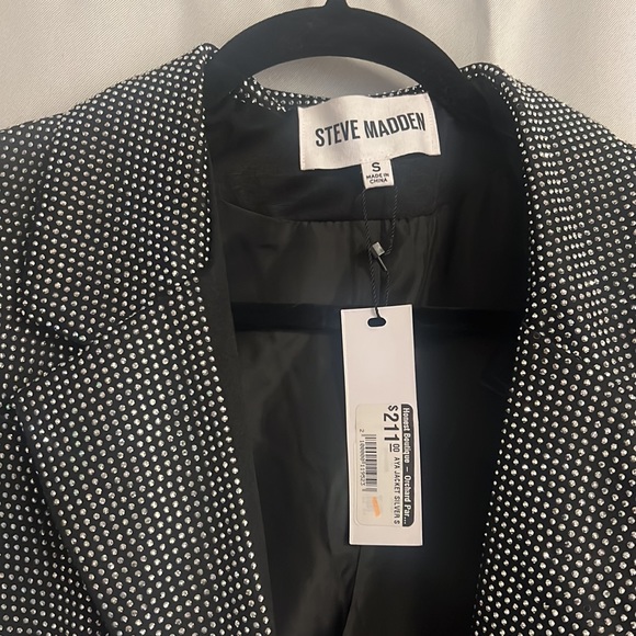 Aya Blazer in Silver Steve Madden - Picture 3 of 5